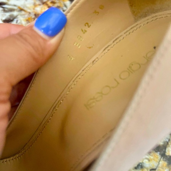 Sergio Rossi pump in cream color,4 inch heels! - Picture 5 of 9
